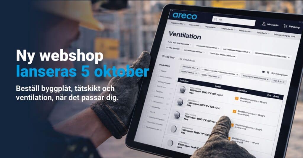 En person håller en surfplatta med Arecos webbutik för ventilation öppen på skärmen.